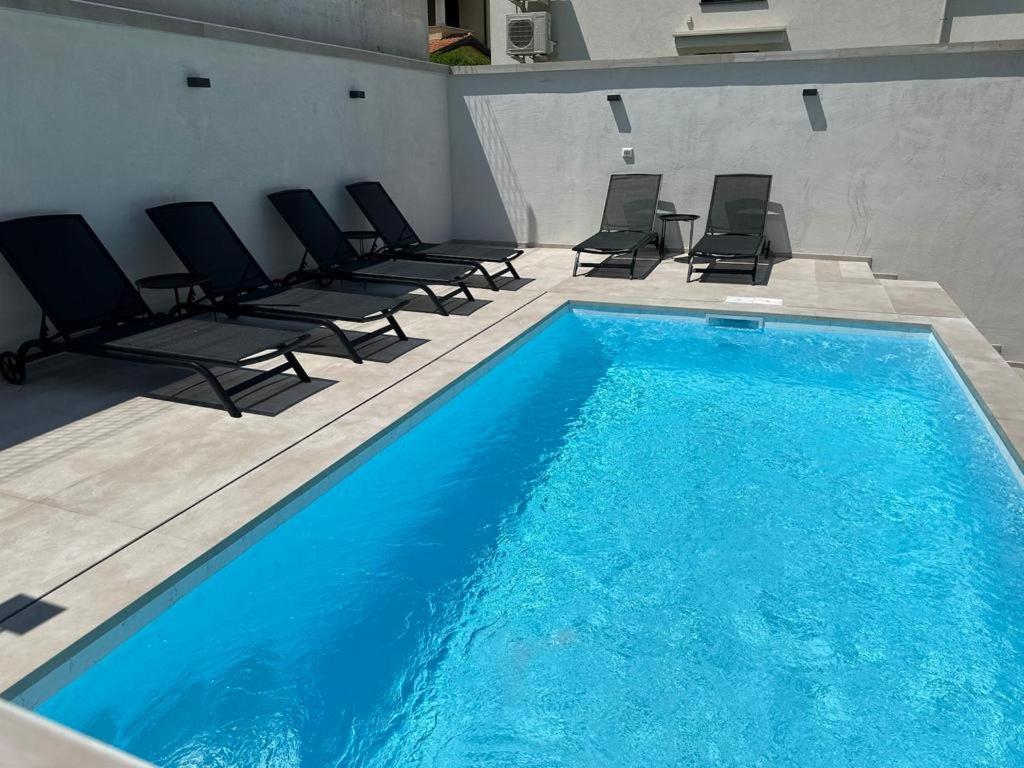 Volme Resort Banjole Bagian luar foto